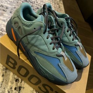 Yeezy Boost 700 Wave Runner Fadazu
